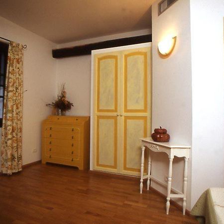 Agriturismo La Vecchia Dolceacqua别墅 外观 照片